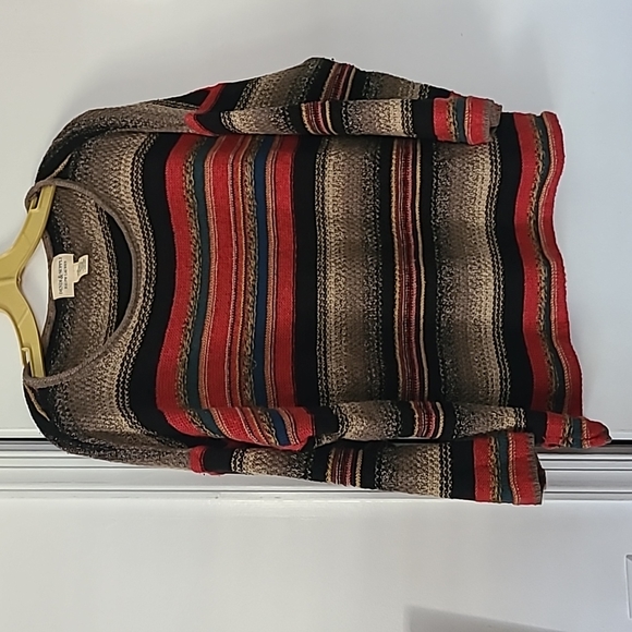 Sweater - Picture 1 of 3